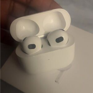 AirPod generation 3